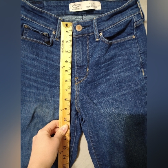 Levi Strauss Jeans Women's SIGNATURE Size 2 Boot Cut Mid Rise Distressed Casual - Picture 5 of 9